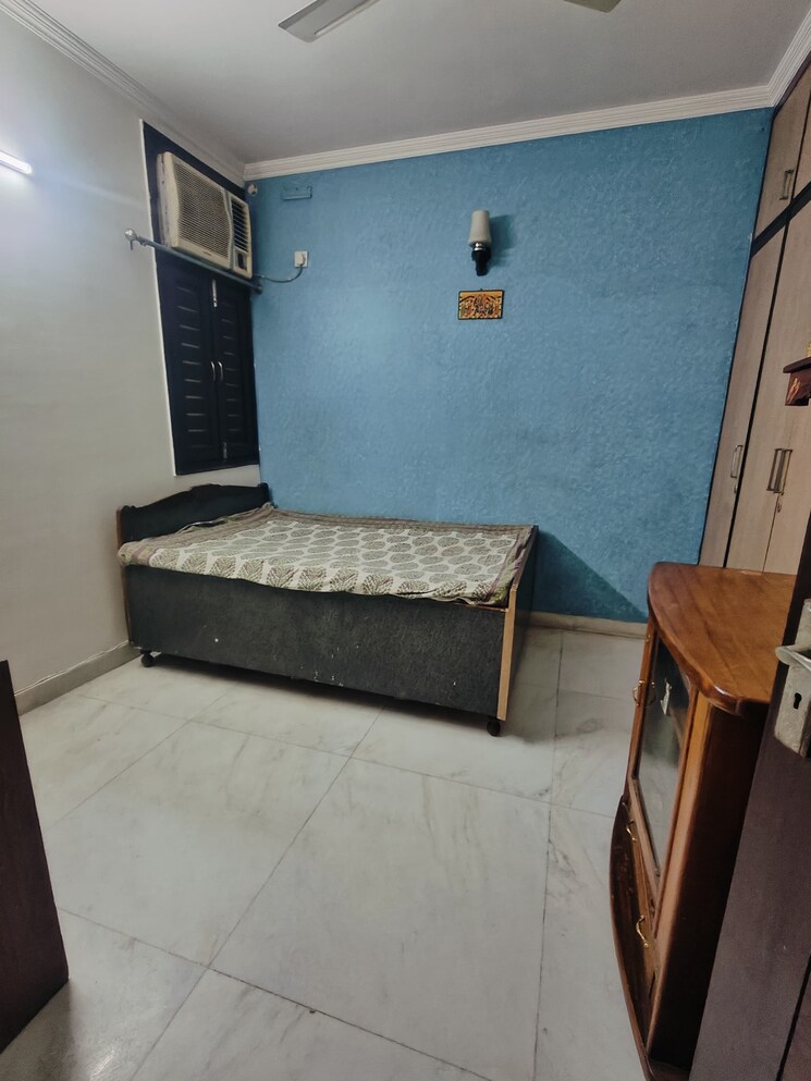 Living Room, malviya nagar 2 Bedroom 100 Sq.Yd. Builder Floor In Malviya Nagar Delhi 8707822