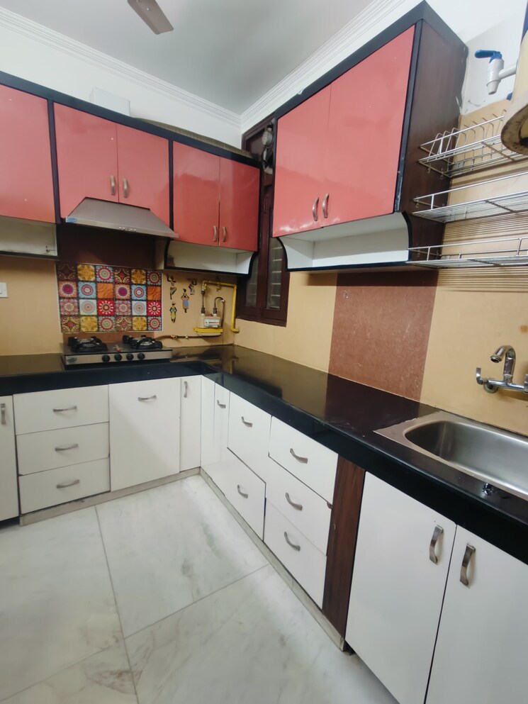 Kitchen, malviya nagar 2 Bedroom 100 Sq.Yd. Builder Floor In Malviya Nagar Delhi 8707822