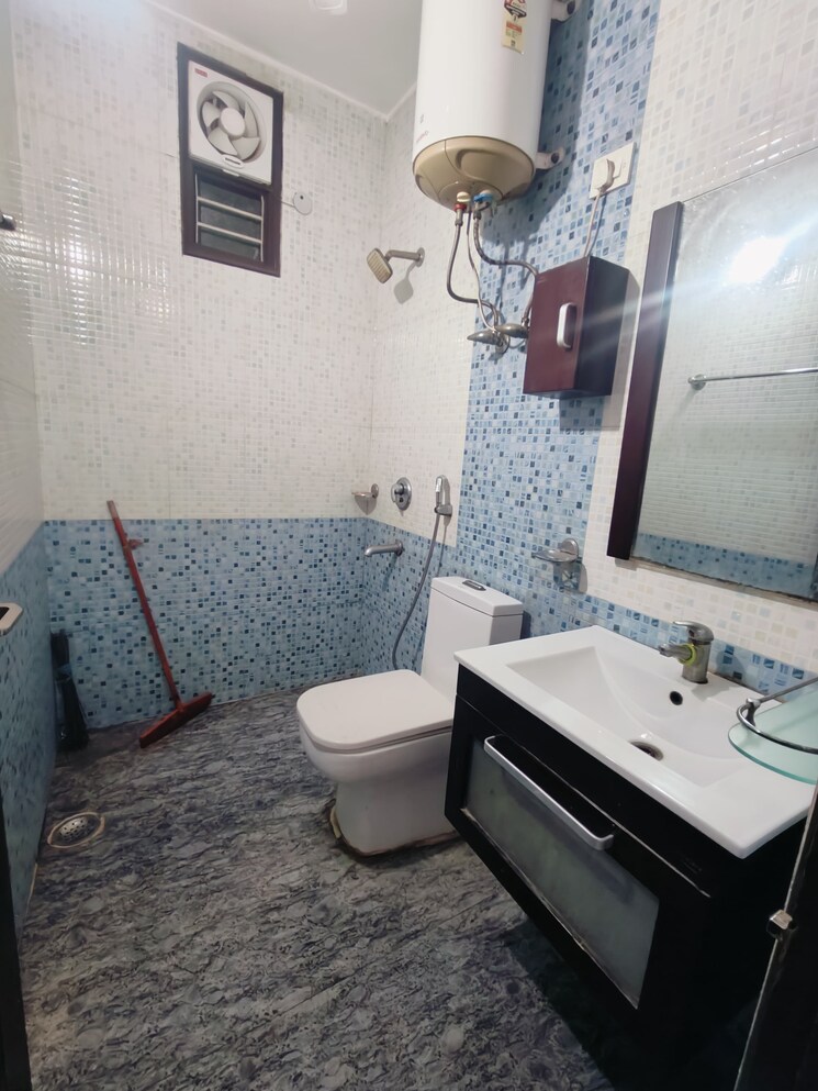 Master Bedroom, malviya nagar 2 Bedroom 100 Sq.Yd. Builder Floor In Malviya Nagar Delhi 8707822