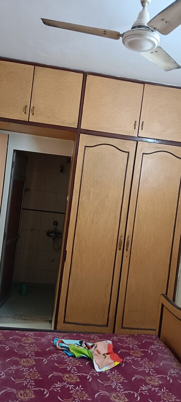 Furnished Amenities in 1 BHK Apartment at Riddhi Gardens CHS, Malad East – for Rent