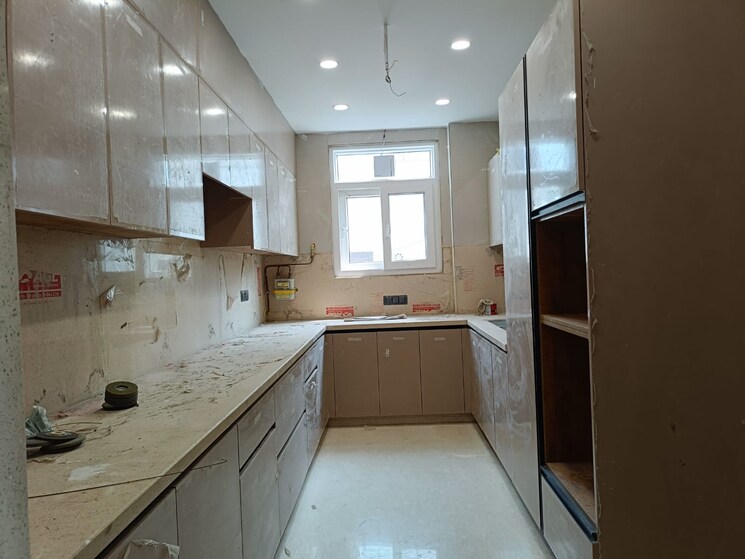 Kitchen, nehru enclave 3 Bedroom 240 Sq.Yd. Builder Floor In Nehru Enclave Delhi 8707830