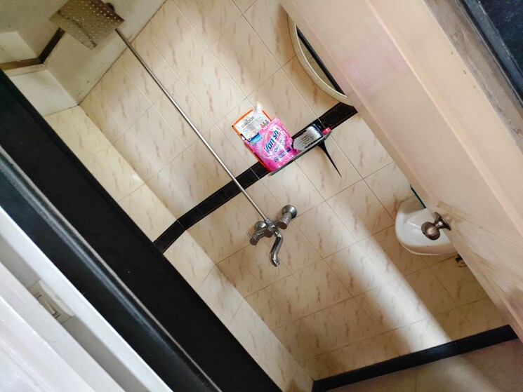 Bathroom, arshie-complex 4 Bedroom 1600 Sq.Ft. Apartment In Versova Mumbai 8707839