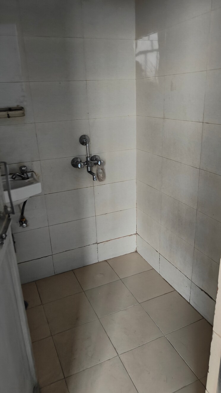 Bathroom, lotus-homz Studio 405 Sq.Ft. Apartment In Sector 111 Gurgaon 8707851