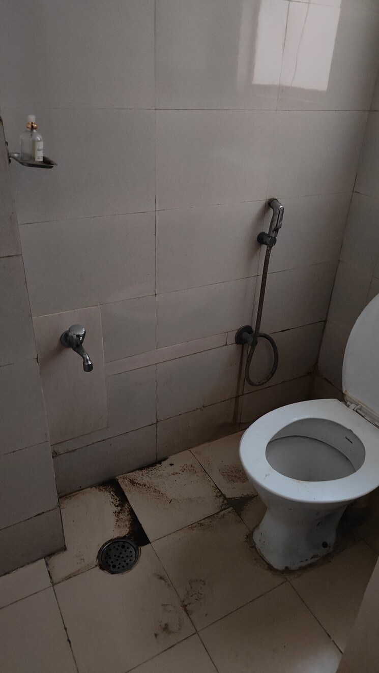 Bathroom, lotus-homz Studio 405 Sq.Ft. Apartment In Sector 111 Gurgaon 8707851