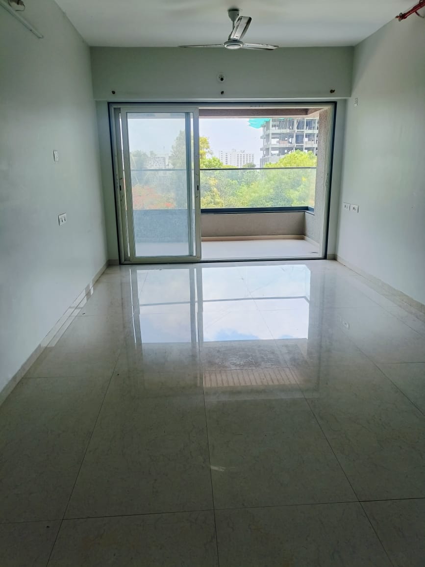 3 BHK 1550 Sq.Ft. Apartment in Godrej Anandam