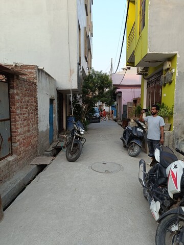  Plot – Exterior View View at Baba Colony - for Sale