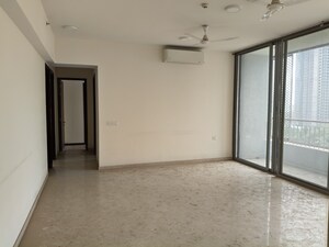 Room in 2 BHK Apartment at Piramal Vaikunth, Balkum Pada – for Sale