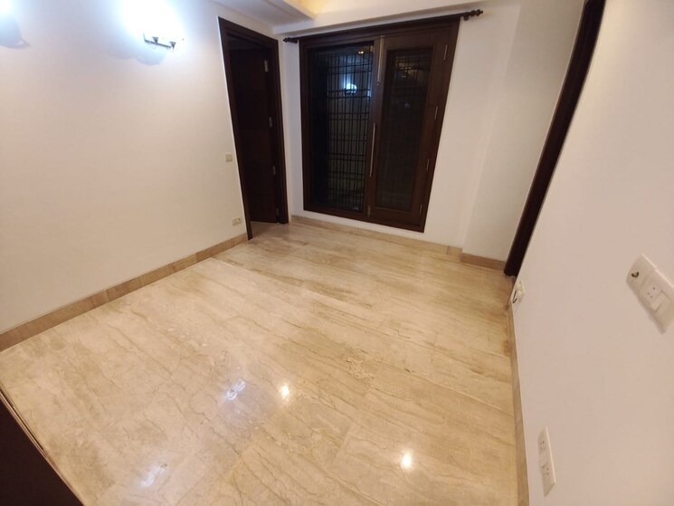Room, veera-safdarjung-enclave 4 Bedroom 2700 Sq.Ft. Builder Floor In Safdarjung Enclave Delhi 8707877