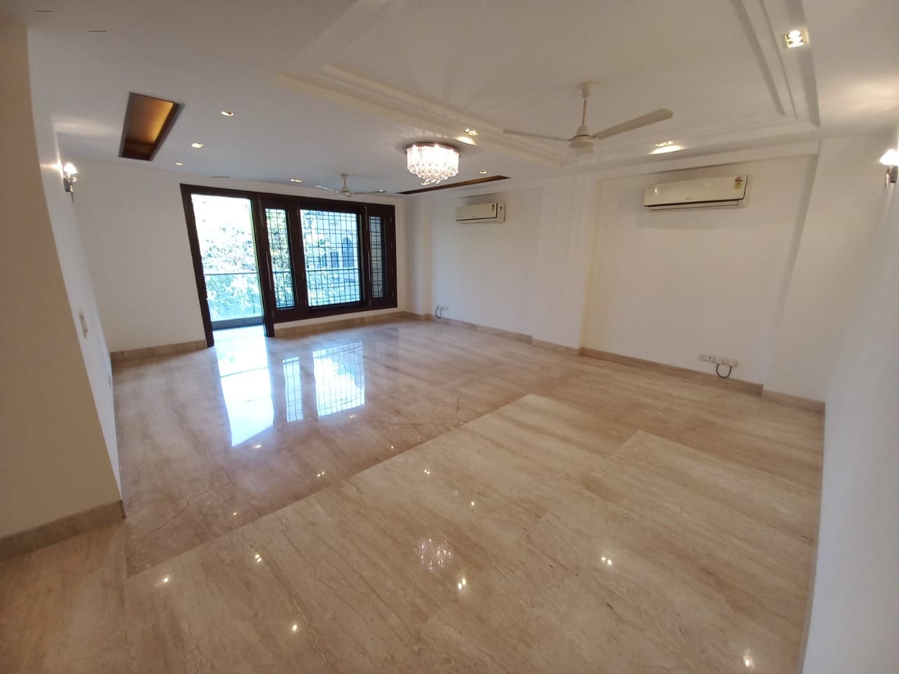 4 BHK + Servant Room Builder Floor For Rent in Veera Safdarjung Enclave