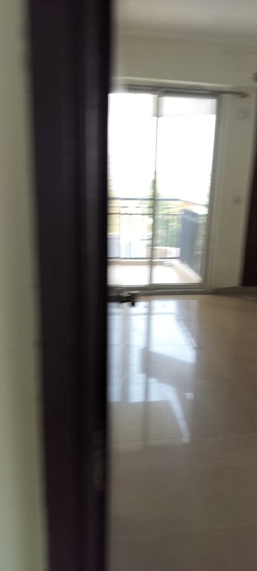 Room in 3 BHK Apartment at AC Tower, Sector 84 – for Rent
