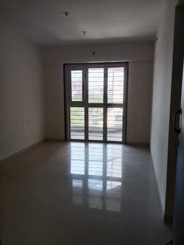 Room in 3 BHK Apartment at Basil Mondale, Mundhwa – for Rent
