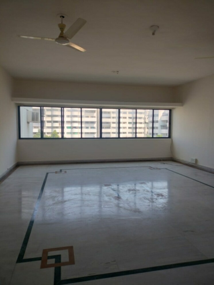 Room, karishma-society 3 Bedroom 1500 Sq.Ft. Apartment In Kothrud Pune 8707923