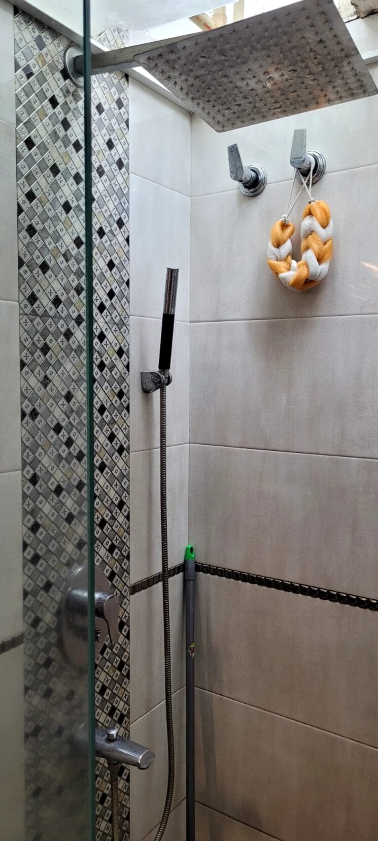 Bathroom, pioneer-heritage-residency-2 2.5 Bedroom 680 Sq.Ft. Apartment In Santacruz West Mumbai 8707938