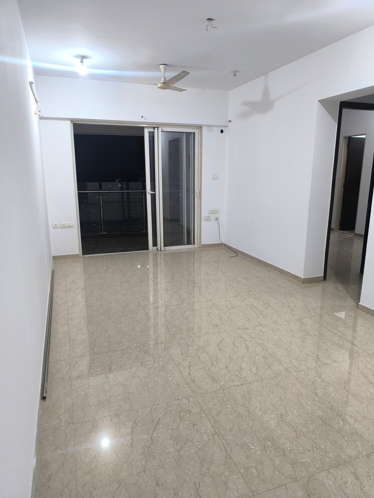 Living Room, jp-decks 2 Bedroom 845 Sq.Ft. Apartment In Goregaon East Mumbai 8707939