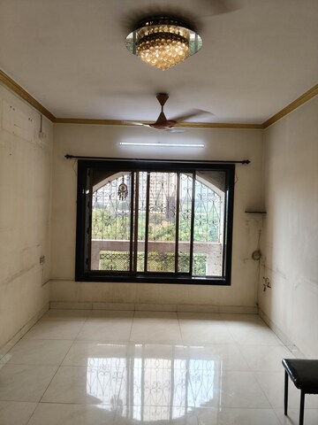 1 BHK Apartment For Rent in Sagar Avenue, Santacruz East
