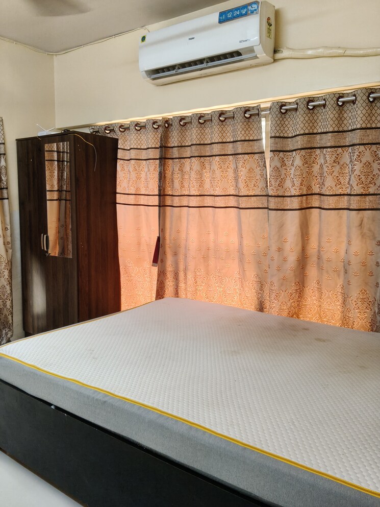 Bedroom, sarla-garden 3 Bedroom 1500 Sq.Ft. Apartment In Vakola Mumbai 8707945