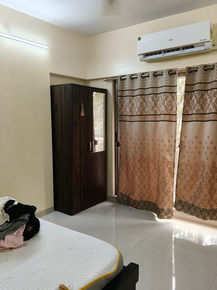 Bedroom, sarla-garden 3 Bedroom 1500 Sq.Ft. Apartment In Vakola Mumbai 8707945