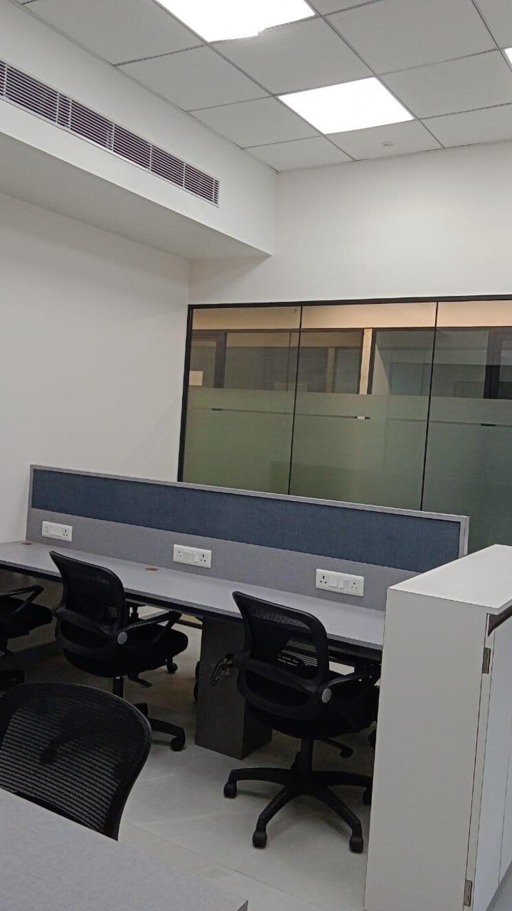 Team Area, mani-casadona Commercial Co Working Space 300 Sq.Ft. In New Town Kolkata 8707959