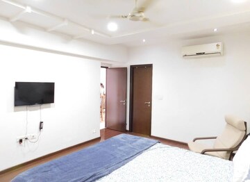 Room in 3 BHK Apartment at Prestige Tranquil, Kokapet – for Rent