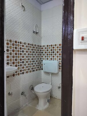 Attached Bathroom in 2 BHK Builder Floor at Pratap Vihar – for Sale