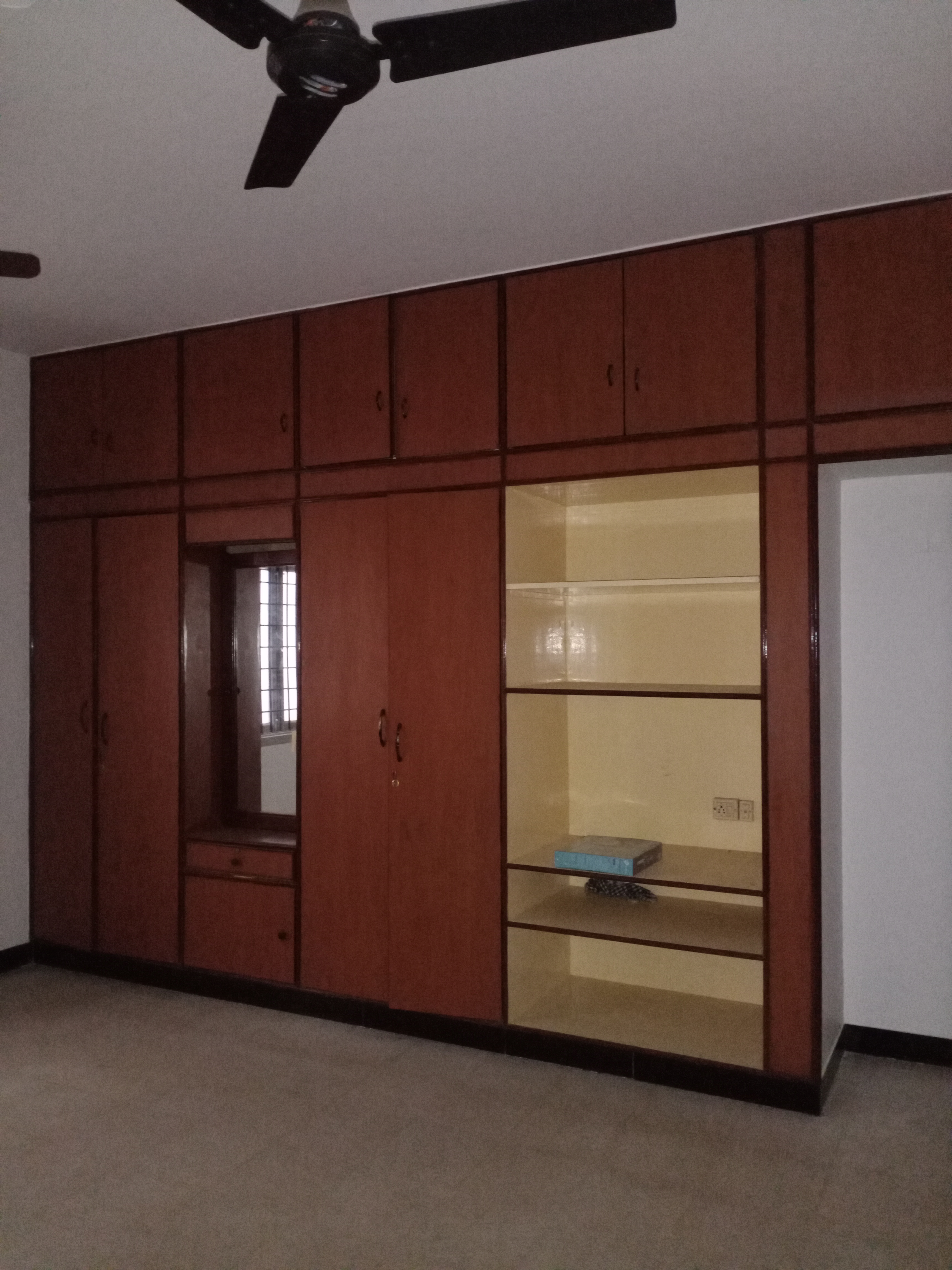 3 BHK + Pooja Room,Servant Room 1850 Sq.Ft. Apartment in Golden Grand