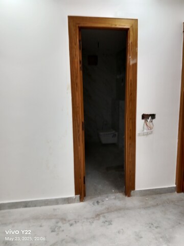 Room in 3 BHK Independent House at Laxmi Nagar – for Rent