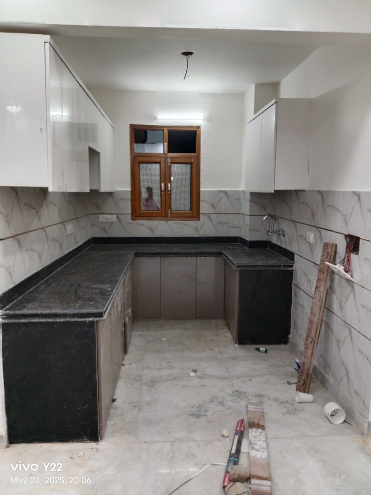 Kitchen, laxmi nagar 3 Bedroom 1200 Sq.Ft. Independent House In Laxmi Nagar Delhi 8708000