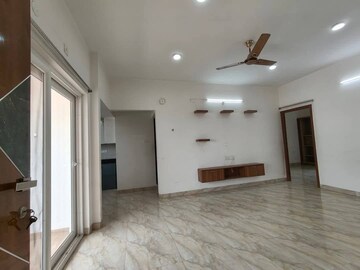 Room in 2 BHK Apartment at Happy Homes Kondapur, Kondapur – for Rent