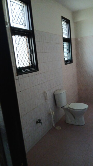 3 BHK Apartment For Rent in Indian Oil Apartments, Sector 62