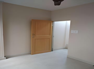 Room in 2 BHK Apartment at Jai Santoshi Mata CHS, Kopri – for Rent