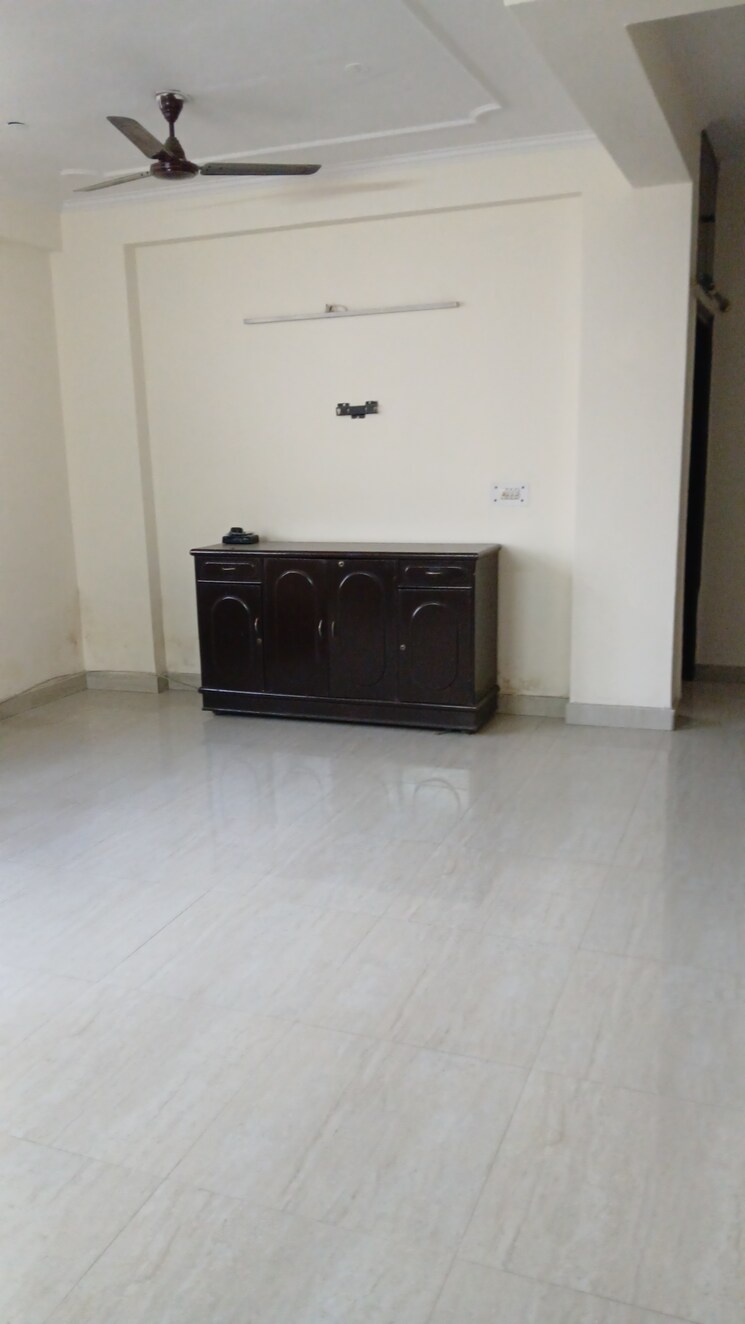 undefined, mea-apartments 3 Bedroom 1550 Sq.Ft. Apartment In Sector 62 Noida 8708017