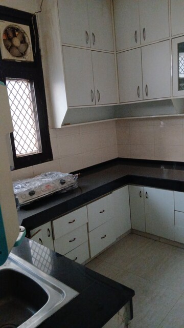 Furnished Amenities in 3 BHK Apartment at Mea Apartments, Sector 62 – for Rent