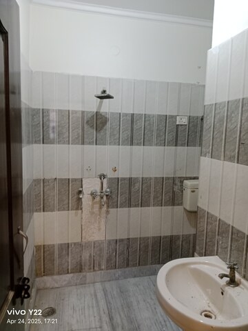 Bathroom in 3 BHK Builder Floor at Laxmi Nagar – for Sale