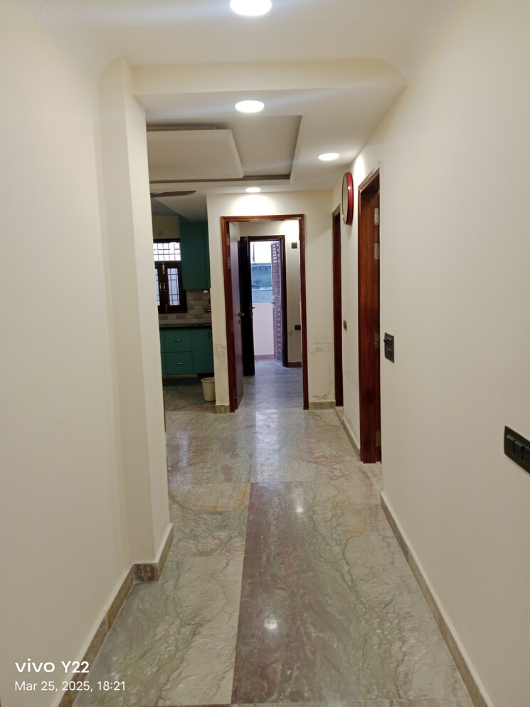 undefined, laxmi nagar 3 Bedroom 750 Sq.Ft. Builder Floor In Laxmi Nagar Delhi 8708040