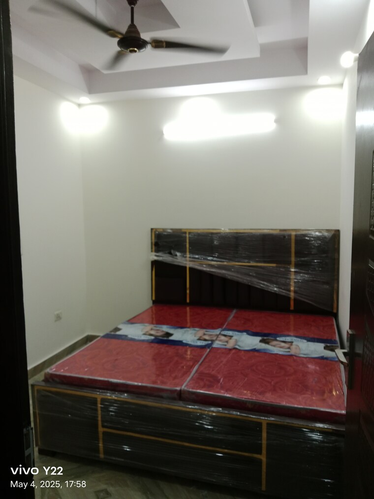 Bedroom, laxmi nagar 3 Bedroom 900 Sq.Ft. Builder Floor In Laxmi Nagar Delhi 8708044