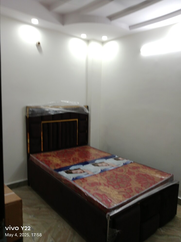 Bedroom, laxmi nagar 3 Bedroom 900 Sq.Ft. Builder Floor In Laxmi Nagar Delhi 8708044