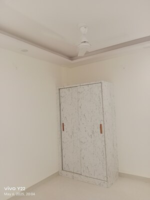 Room in 2 BHK Builder Floor at Laxmi Nagar – for Sale