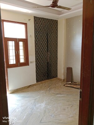 Room in 2 BHK Builder Floor at Laxmi Nagar – for Sale