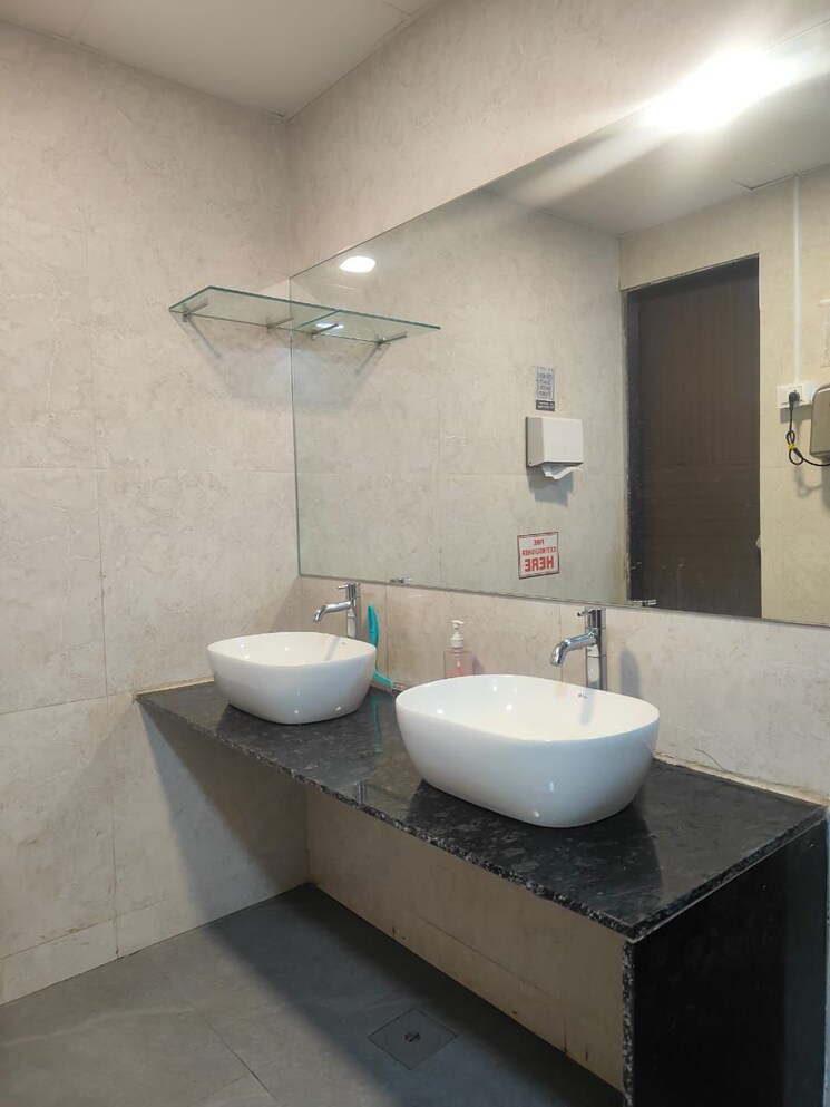 Bathroom, 215-atrium Commercial Office Space 2290 Sq.Ft. In Andheri East Mumbai 8708057