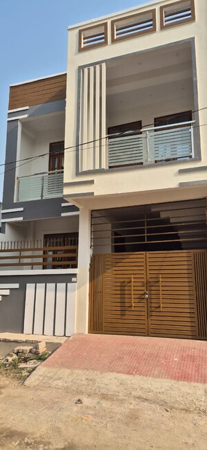 4 BHK Independent House For Sale in Malhour