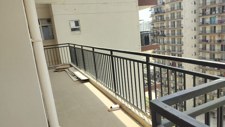 Balcony, rof-aalayas 3 Bedroom 750 Sq.Ft. Apartment In Sector 102 Gurgaon 8708002
