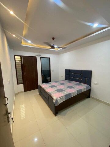 Bedroom in 3.5 BHK Independent House at Sector 55 – for Rent