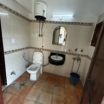 Bathroom in 2 BHK Builder Floor at South Extension I – for Rent