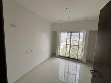 Room in 2.5 BHK Apartment at Goel Ganga Legend, Bavdhan – for Rent