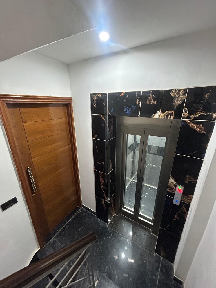 Other, sector 52 2 Bedroom 1050 Sq.Ft. Independent House In Sector 52 Gurgaon 8708163