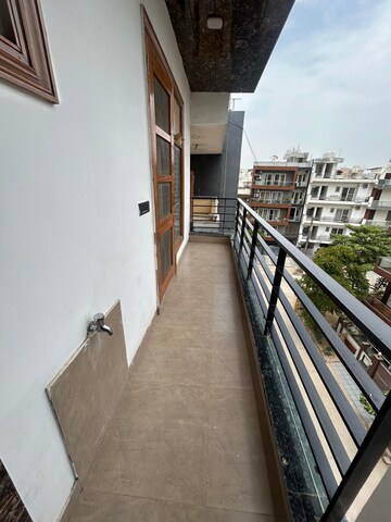 Balcony in 2 BHK Independent House at Sector 52 – for Rent
