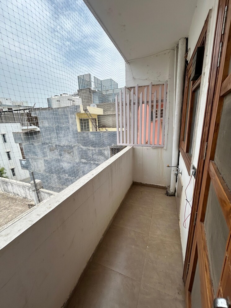 Balcony, sector 52 2 Bedroom 1050 Sq.Ft. Independent House In Sector 52 Gurgaon 8708163