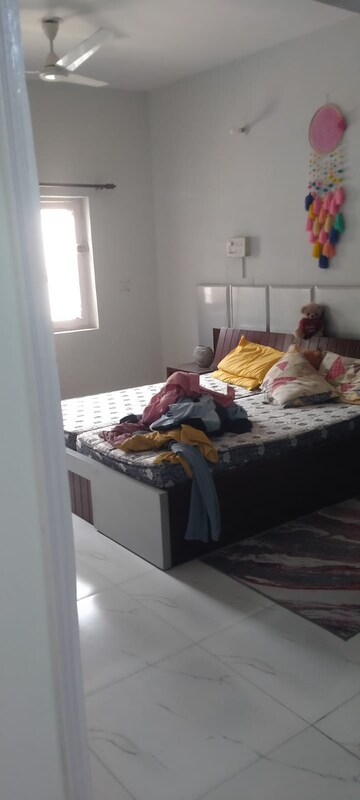 Bedroom in 2 BHK Builder Floor at Sector 31 – for Rent