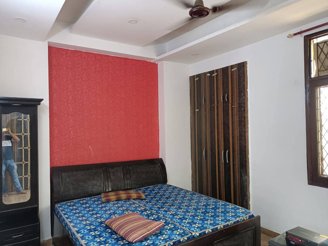 3.5 BHK + Pooja Room,Servant Room,Study Room,Extra Room Independent House For Rent in Sector 55