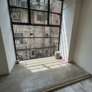 Staircase in 3 BHK Builder Floor at South Extension ii – for Rent